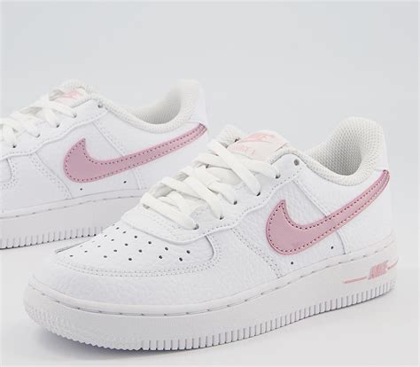 Weiße, pinke Nike Air Force 1 